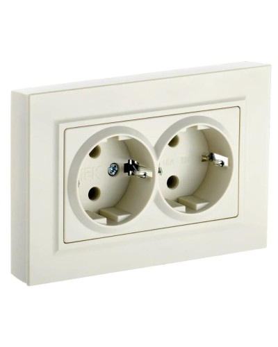 Розетка 2-местная с з/к РСш12-3-БрКр бежевый BRITE (BR-R24-16-K10-F). Розетка с заземлением с защитными шторками в сборе. IEK в Стерлитамаке