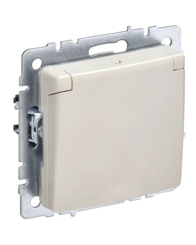 Розетка с з/к РСбш10-3-БрКр бежевый BRITE (BR-R16-16-K10). Розетка с заземлением с защитными шторками и крышкой. IEK в Стерлитамаке