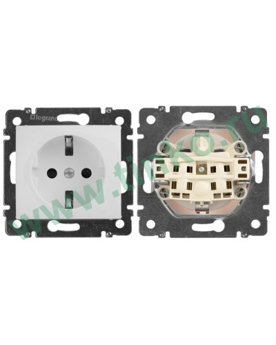 Розетка Valena 2К+3 10/16А, белый (774420). Розетка. LegranD в Стерлитамаке