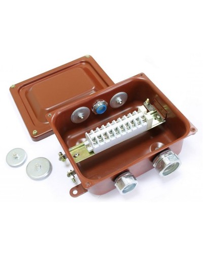 ККМА-10 У2 IP54 (zeta30372). Коробка клеммная металлическая с муфтами АТК для трубной электропроводки. ЗЭТА в Стерлитамаке